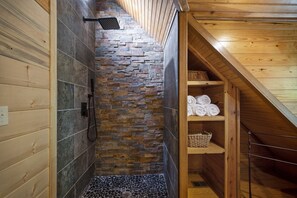 Shower, jetted tub, hair dryer, towels
