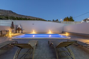 House | Pool | Outdoor pool - House With Private Pool M&M (Podstrana)