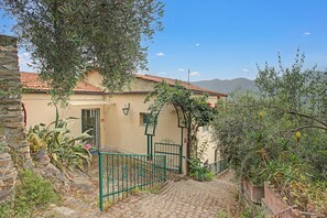 Property grounds - Ca D'artista For Nature Lovers (Stellanello)