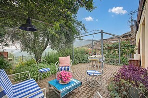 Family House, Multiple Bedrooms, Mountainside (Ca D'artista For Nature Lovers) | Outdoor dining - Ca D'artista For Nature Lovers (Stellanello)