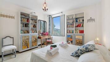 Family House, Multiple Bedrooms, Mountainside (Ca D'artista For Nature Lovers) | 2 bedrooms, iron/ironing board, free WiFi, bed sheets