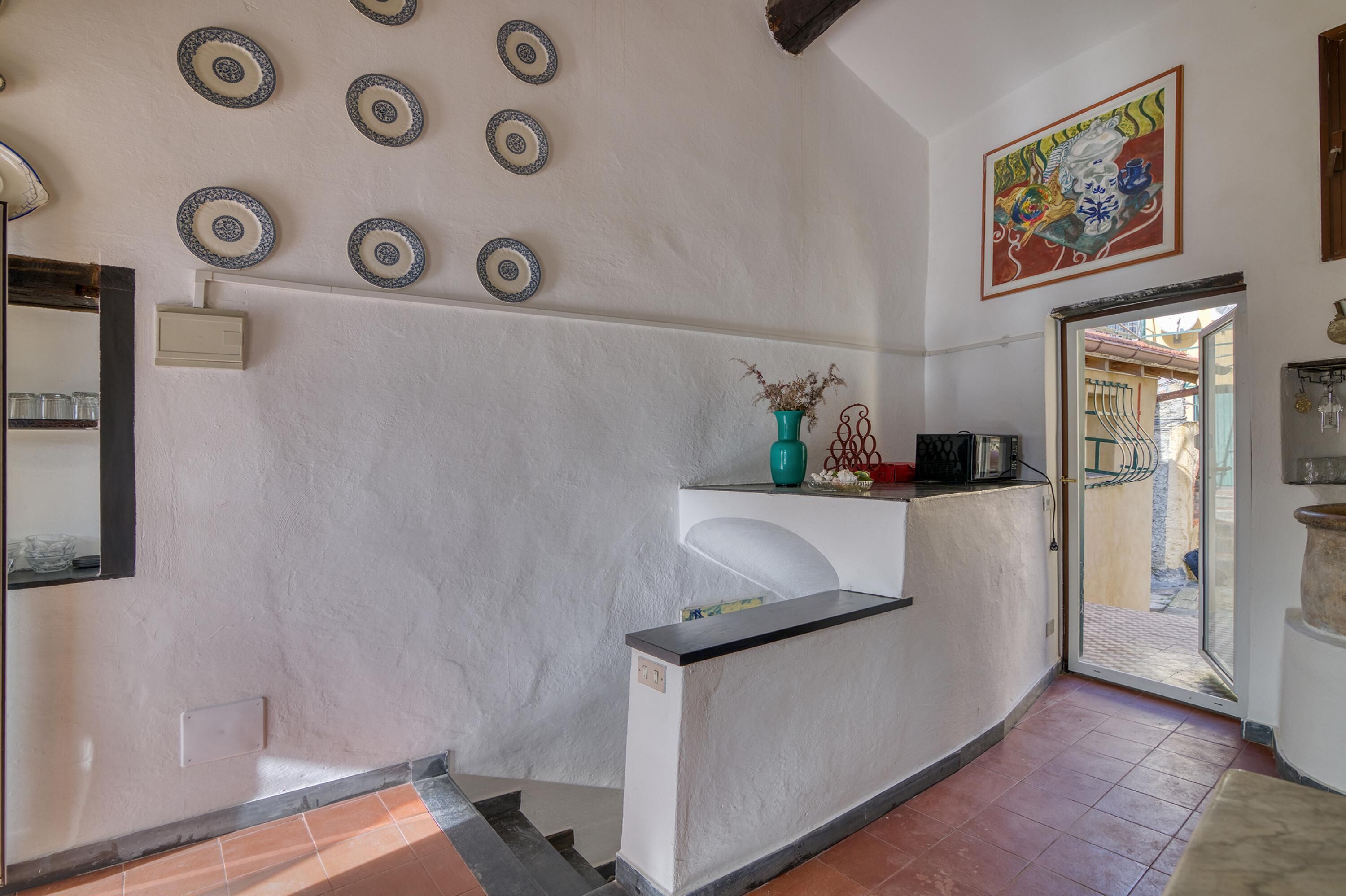 Family House, Multiple Bedrooms, 2 Bathrooms, Mountainside (Ca Veggia for nature lovers) | Interior