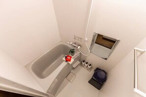Apartment, Non Smoking | Bathroom