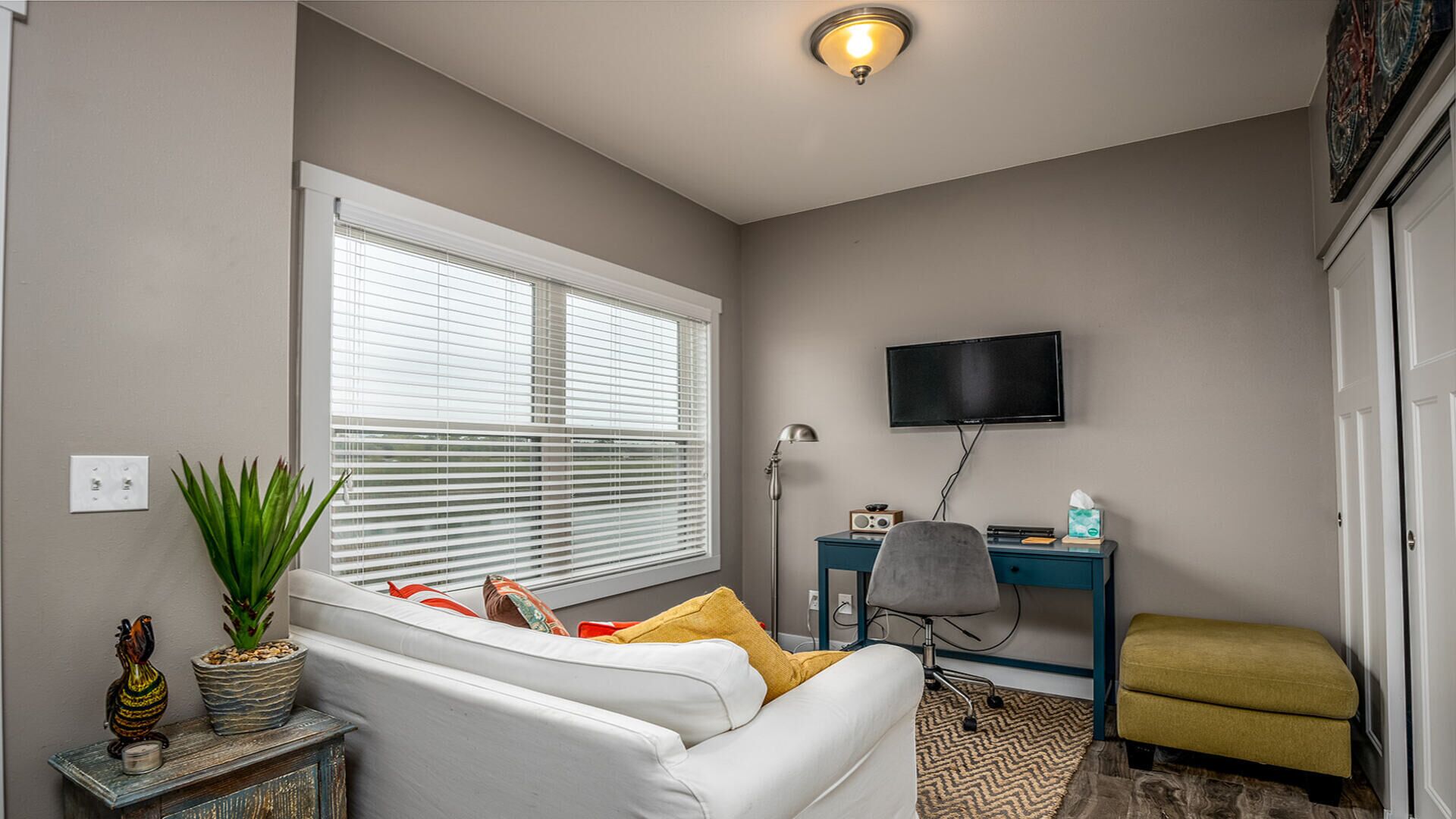 L`IL Getaway | 2 Bed, 2.5 Bath