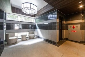 Property entrance - Stardust (Sapporo)