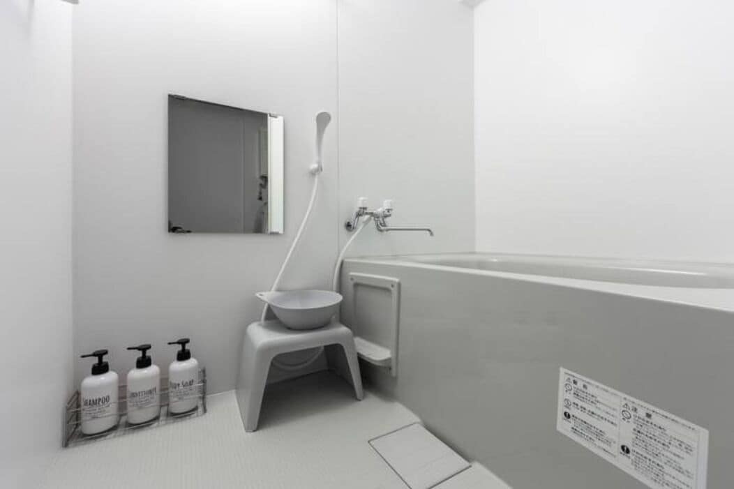 Apartment, Non Smoking | Bathroom | Separate tub and shower, free toiletries, hair dryer, electronic bidet