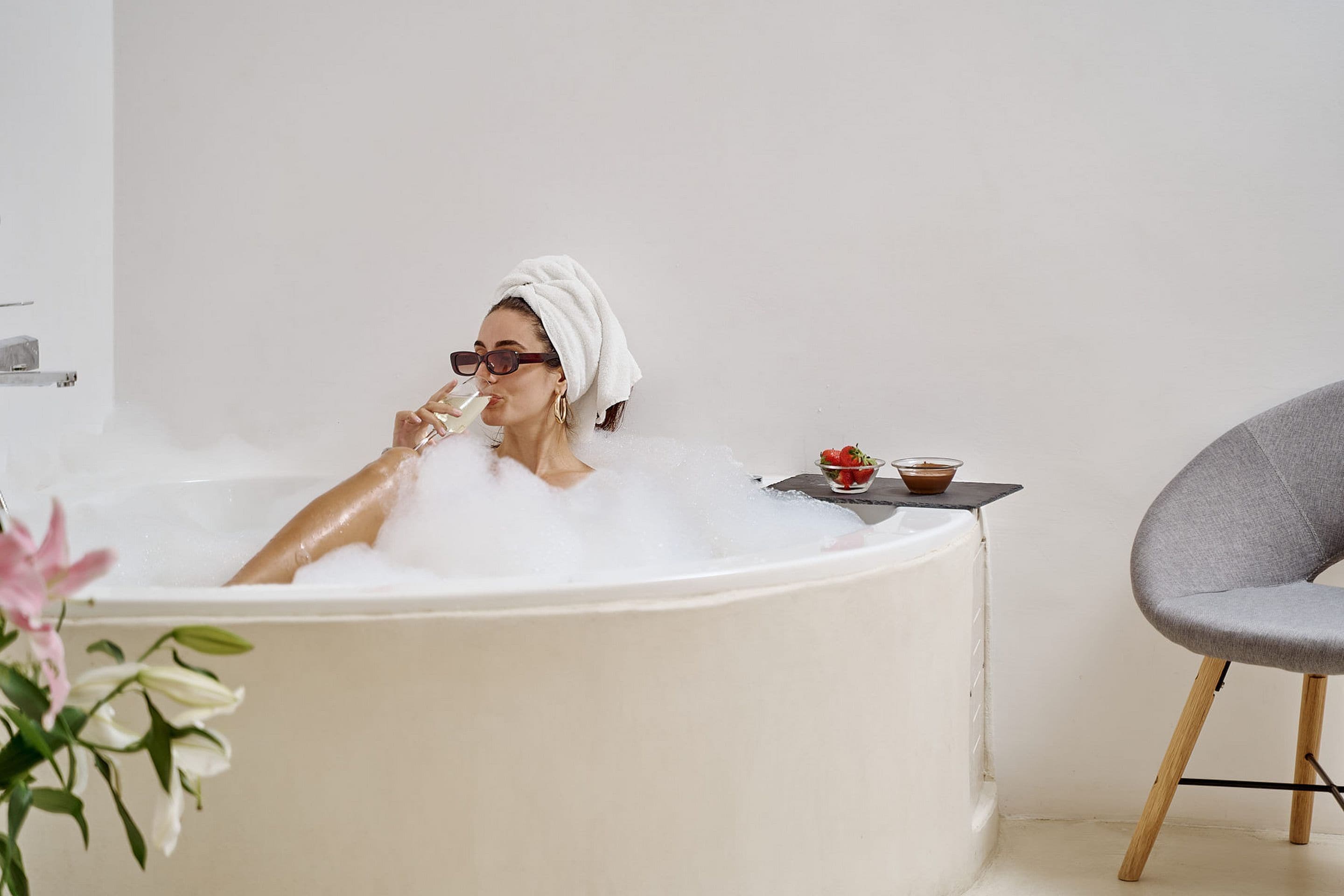 superior room, hot tub | bathroom | shower, hair dryer, slippers, towels