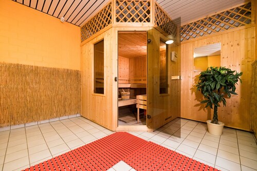 Your own hut in the Hinsbeck sports and adventure village