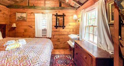 Charming, Dog-Friendly Cottage w/ Free WiFi & a Kitchenette - Close to the Beach