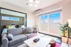 Living area - Edifice (Sapporo)