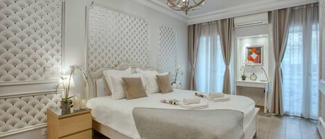 4 dormitorios, tabla de planchar con plancha, cuna de viaje