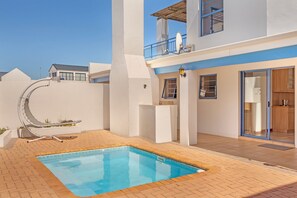 ํ์ฐ์ค (4 Bedrooms) | ๋ด๋ถ