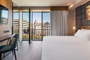 Literie de qualité supérieure, couette en duvet d'oie, minibar