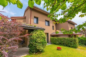 Family Townhome, Multiple Bedrooms, 2 Bathrooms, Mountainside (Residenza La Parusciola Pool and) | Exterior - Residenza La Parusciola Pool and Relax (Gignese)