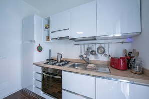 Family Townhome, Multiple Bedrooms, 2 Bathrooms, Mountainside (Residenza La Parusciola Pool and) | Private kitchen - Residenza La Parusciola Pool and Relax (Gignese)