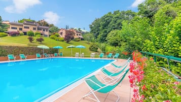 Nhà liên kế dành cho gia đình, nhiều phòng ngủ, 2 phòng tắm (Residenza La Parusciola Pool and) | Hồ bơi | Hồ bơi ngoài trời phục vụ theo mùa