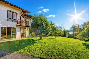 Family Villa, 3 Bedrooms, 2 Bathrooms, Mountainside (Villa La Verbanina Private Garden) | Exterior