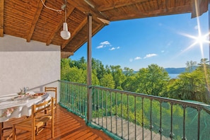 Family Villa, 3 Bedrooms, 2 Bathrooms, Mountainside (Villa La Verbanina Private Garden) | Outdoor dining - Villa La Verbanina Private Garden (Ghiffa)