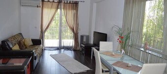 lovely condo close to the beach