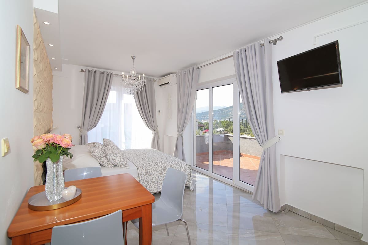 14 habitaciones y cunas