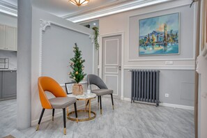 Interior - Charming 150m² 5BR Romantic City Center w/ Aircon (Paris)