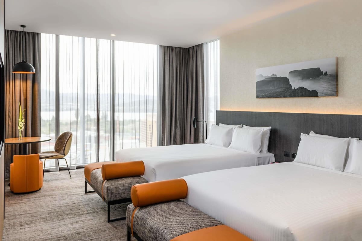 Ropa de cama de alta calidad y minibar