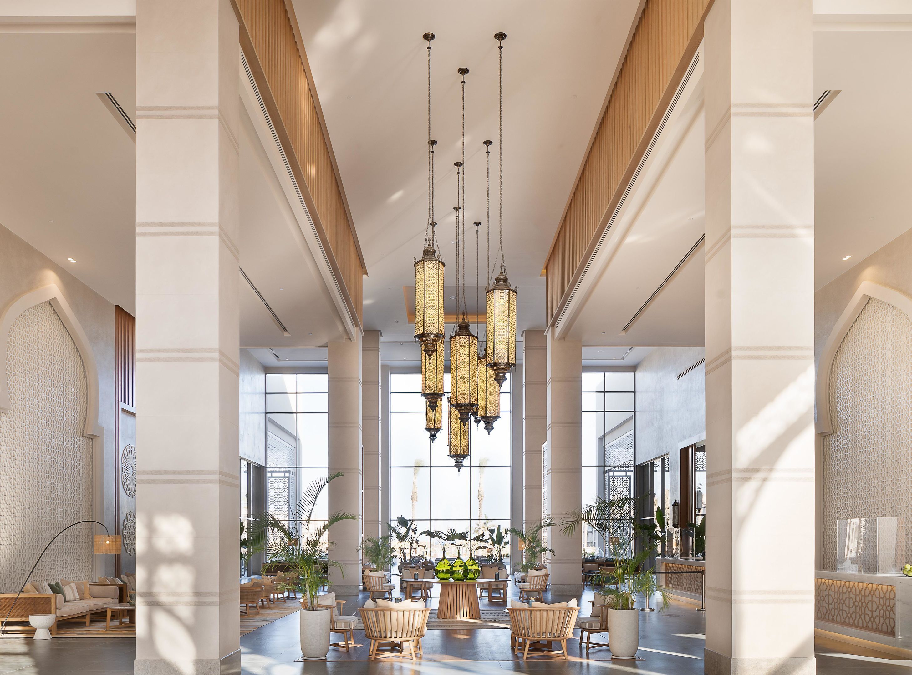 5 restoran, melayani sarapan, makan siang; sajian masakan internasional