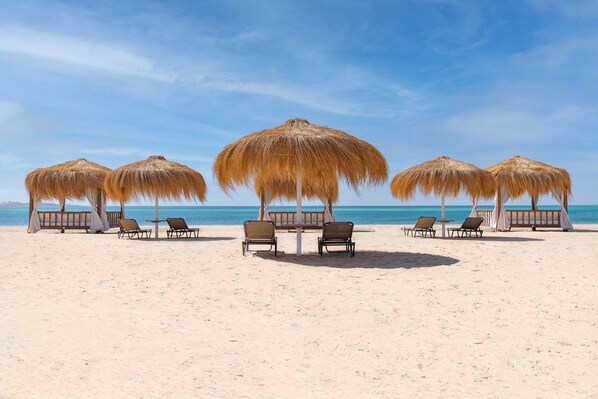 Private beach - Steigenberger Resort Ras Soma (Soma Bay)