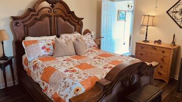 منزل - ٣ غرف نوم | 3 عدّة غرف نوم ومكواة/لوح كي وواي فاي مجانًا