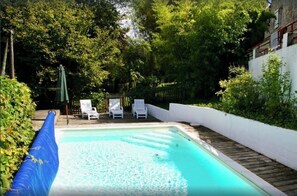 Outdoor pool, a heated pool - Country house with swimming pool and panoramic view (Bonneville-et-Saint-Avit-de-Fumadières)