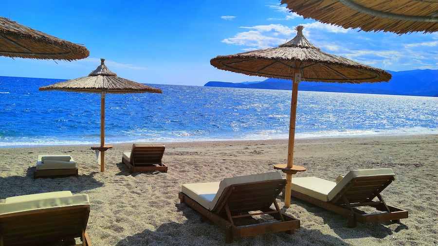Margo Beach Hotel