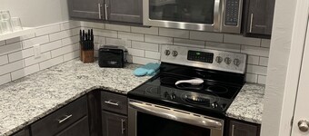 Rock & Roll Chickasha | Fiber | TV | W/D | Parking