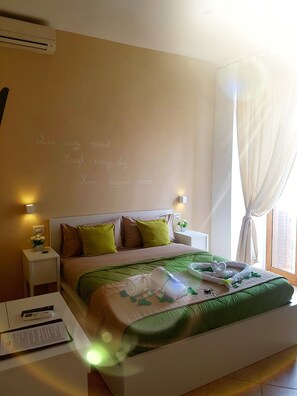 1 dormitorio, cuna de viaje, wifi gratis y ropa de cama