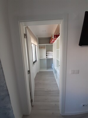 Apartamento premier | 3 quartos, espaço de trabalho para notebook, Wi-Fi de cortesia