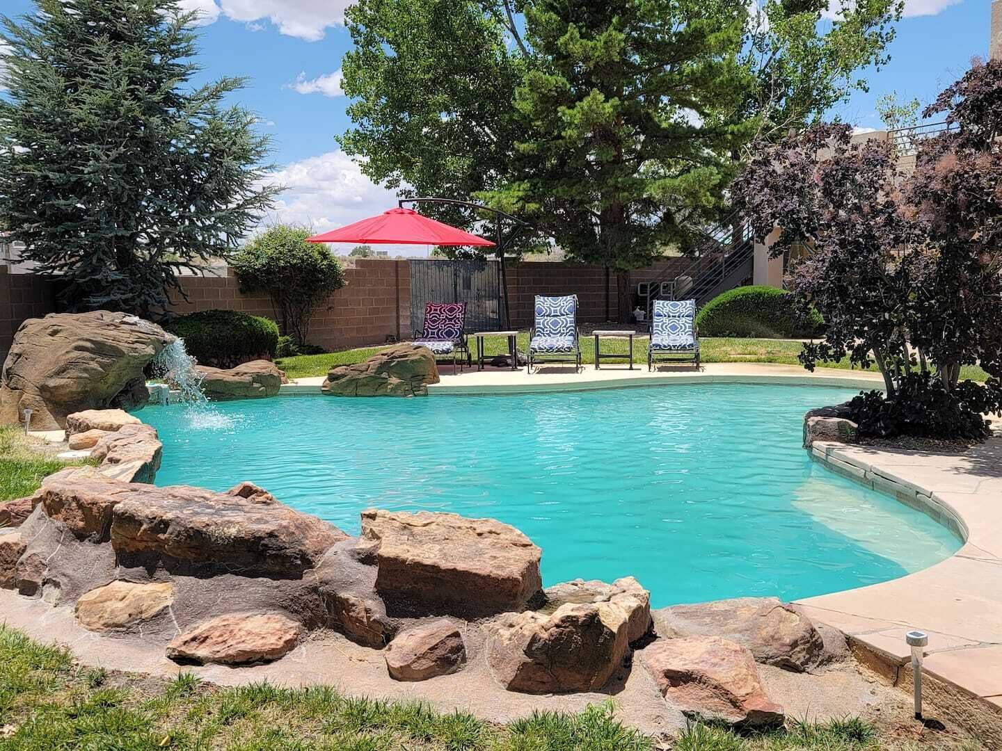 Outdoor pool, a heated pool