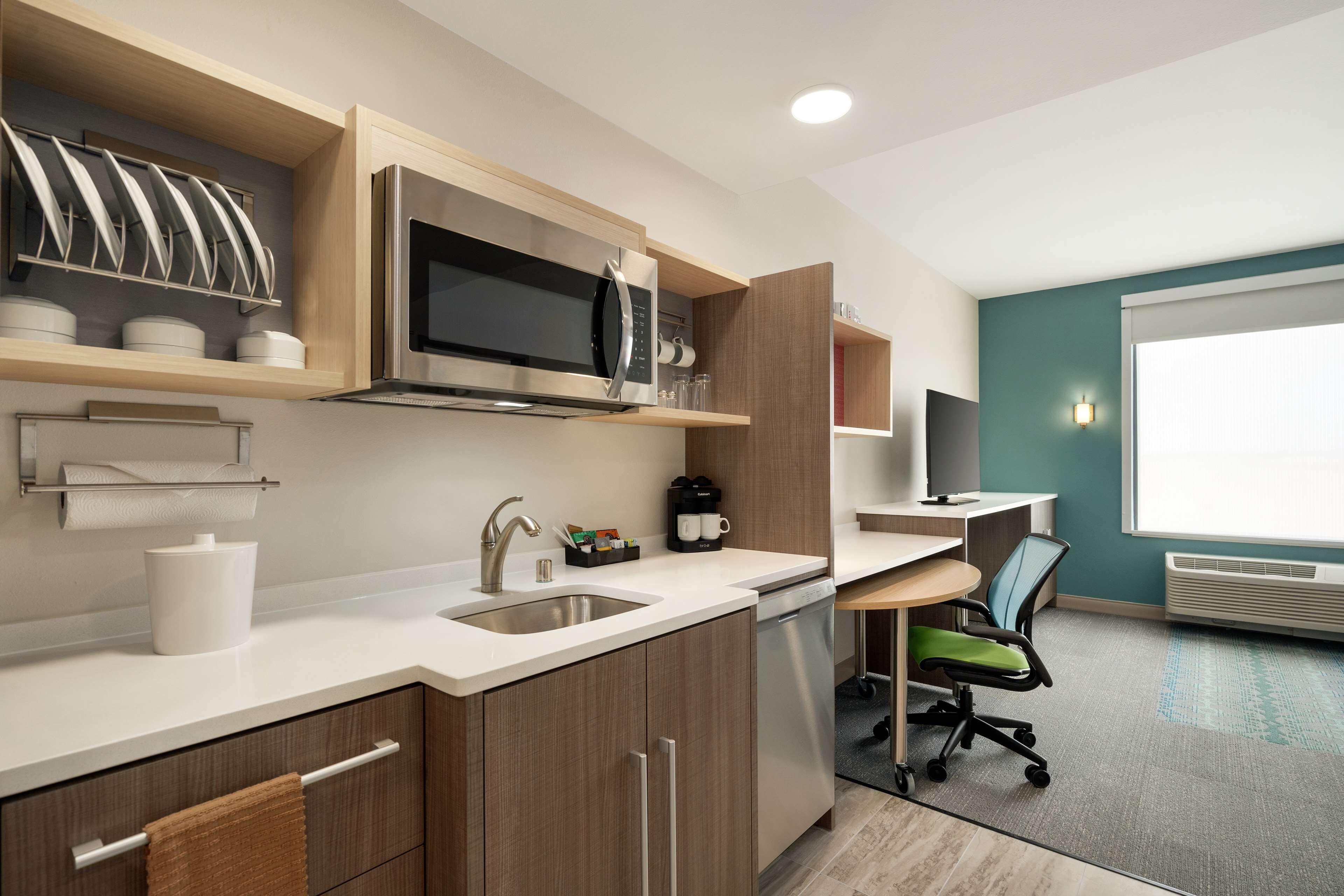 suite, 1 king bed, accessible, bathtub | desk, laptop workspace, blackout curtains, iron/ironing board