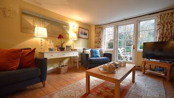 Family House | Living area