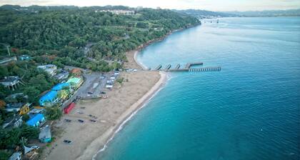 Cocoloba Deluxe 1- Beach front casita steps from the beach and Popular Beach Bar