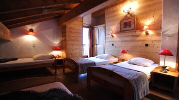 5 Schlafzimmer, Bügeleisen/Bügelbrett, Reisekinderbett, WLAN