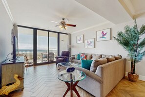 TV, table tennis - Bright & beachy waterfront condo with pools, tennis, gym, spacious balcony & W/D (Dauphin Island)
