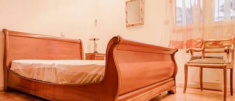 1 室のベッドルーム、アイロン / アイロン台、WiFi、ベッドシーツ