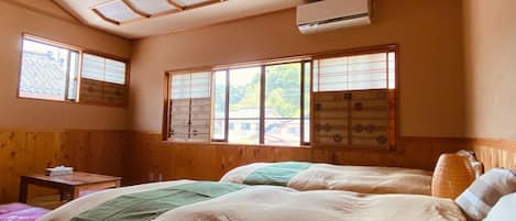 2 bedrooms, desk, free WiFi, bed sheets