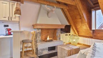 Réfrigérateur, micro-ondes, four, lave-vaisselle