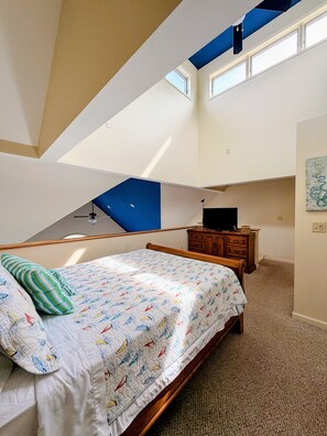 3 bedrooms, bed sheets