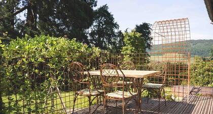 Le Grand Petit Prince I Romantic retreat for nature lovers I Jacuzzi