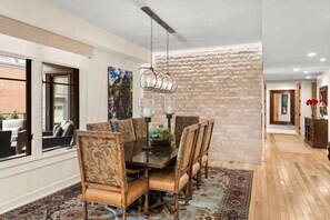 Exterior - Aspen Obermeyer 102p (Aspen)