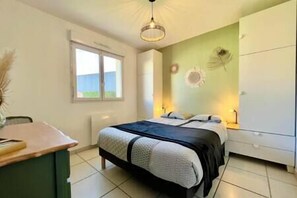 4 soverom, reiseseng for barn, wi-fi og sengetøy