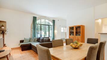 Appartement, terrasse (Gîte de la Cour) | Intérieur
