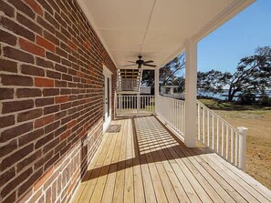 Terrace/patio - Waterfront Gem in the heart of James Island! (Charleston)