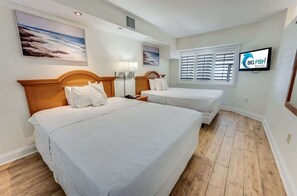 1 slaapkamer, een strijkplank/strijkijzer, gratis wifi, beddengoed